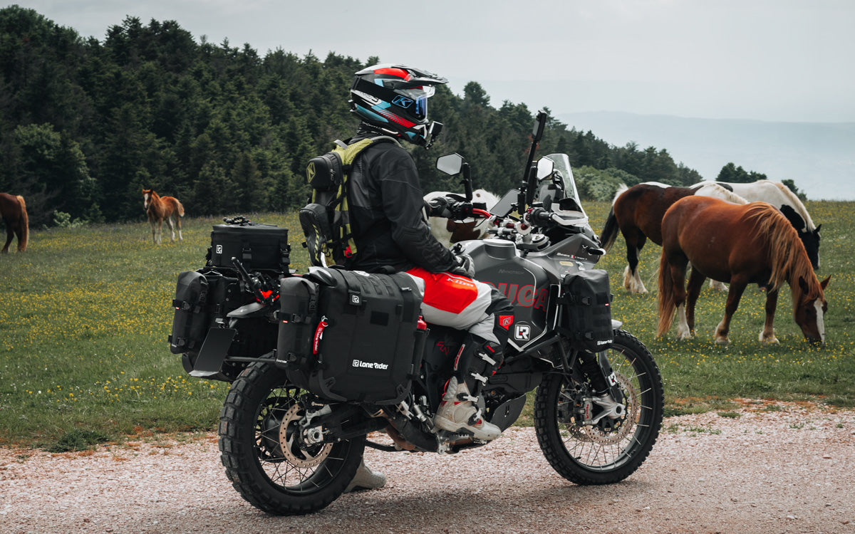 Ducati Desert X – Lone Rider