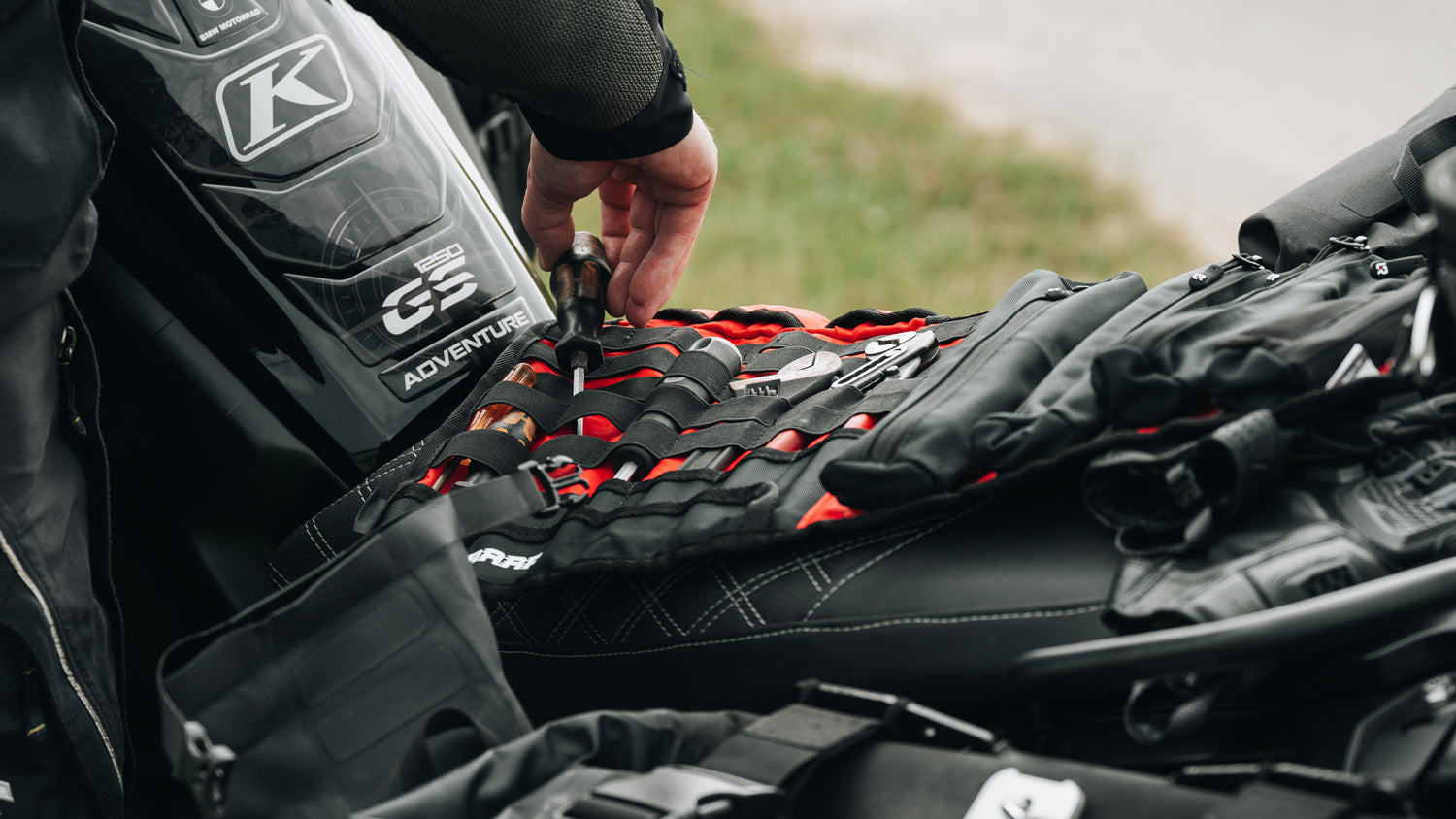 習得すべき5つの重要なアドベンチャーバイク整備スキル