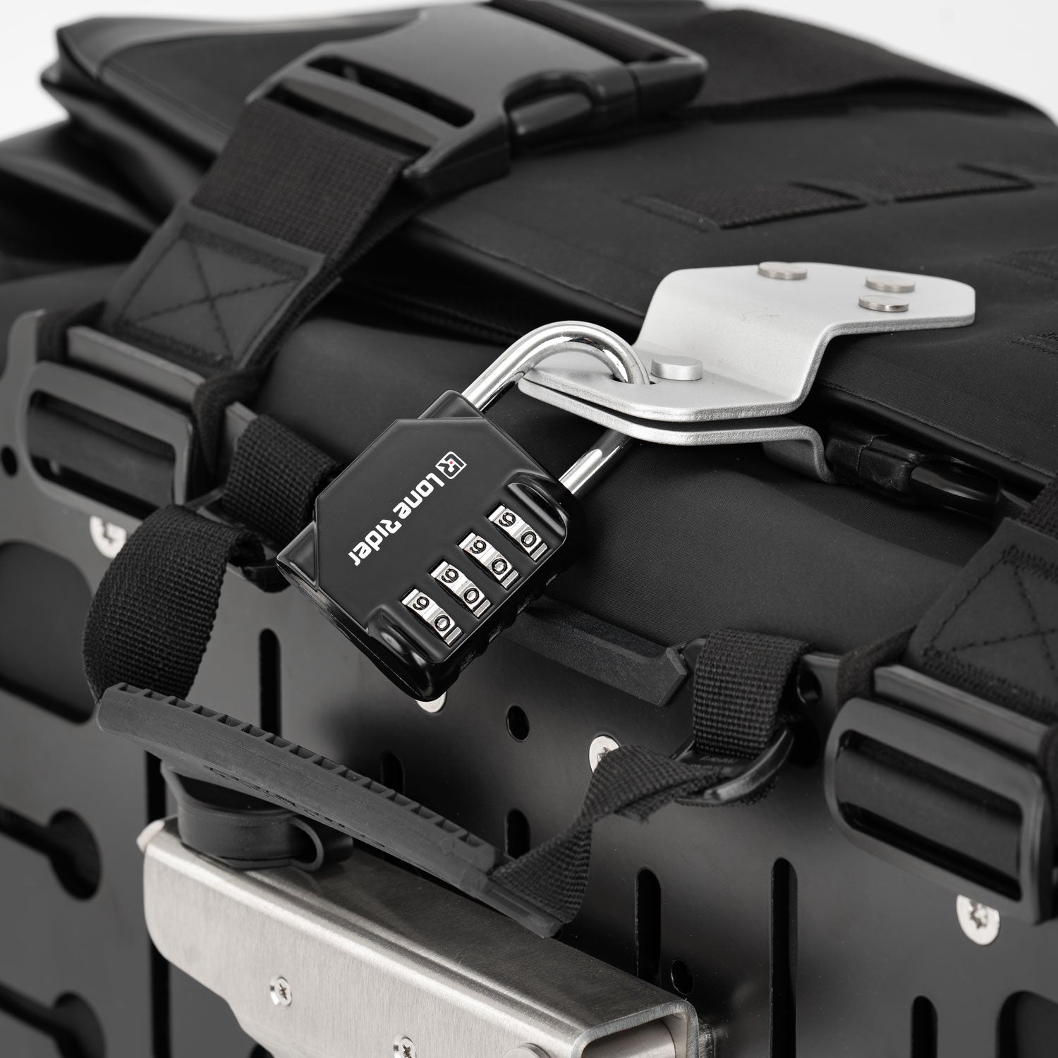 Lone RiderのMotoBags：アドベンチャーバイク用パニア